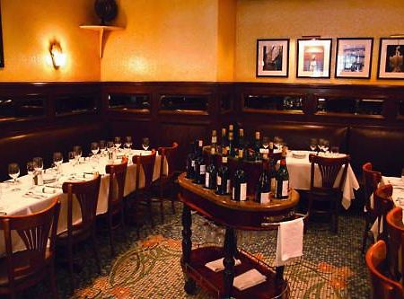 The Belden-Stratford Chicago Exterior photo